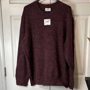 Banana Republic Men's Maroon Crewneck Sweater